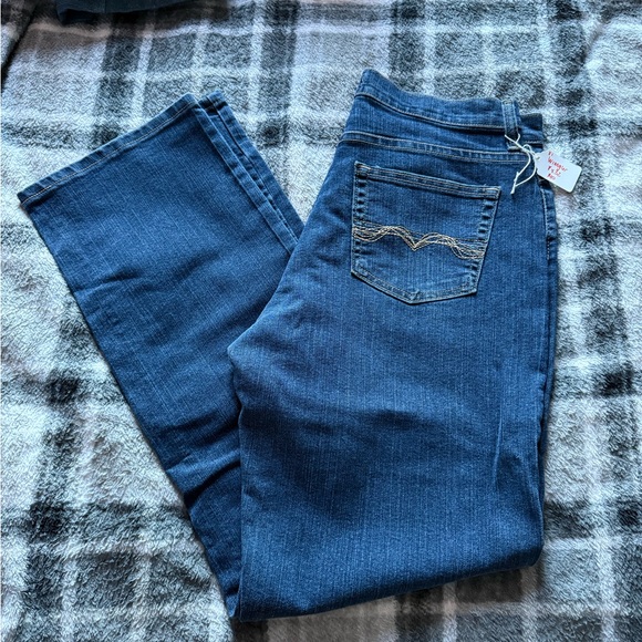 Women's Wrangler Boot Cut Jeans - Picture 1 of 1